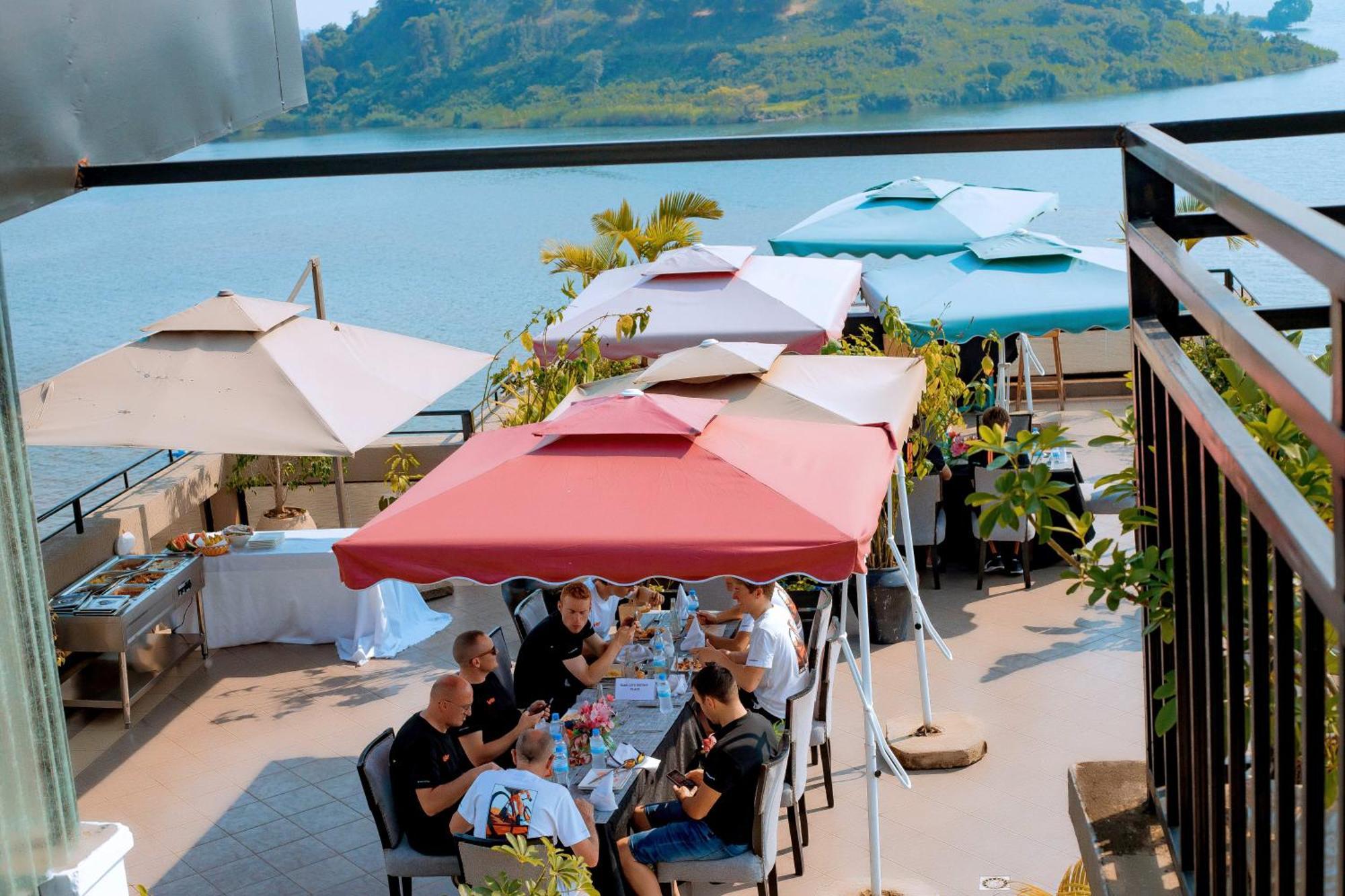 Kivu Hilltop View Resort Gisenyi Buitenkant foto