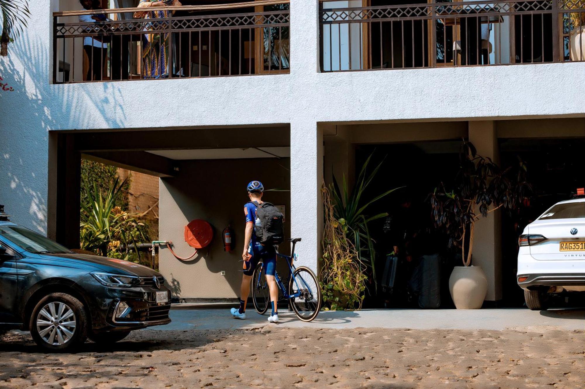Kivu Hilltop View Resort Gisenyi Buitenkant foto