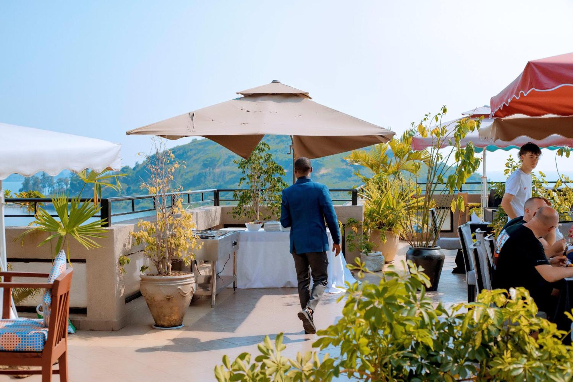 Kivu Hilltop View Resort Gisenyi Buitenkant foto