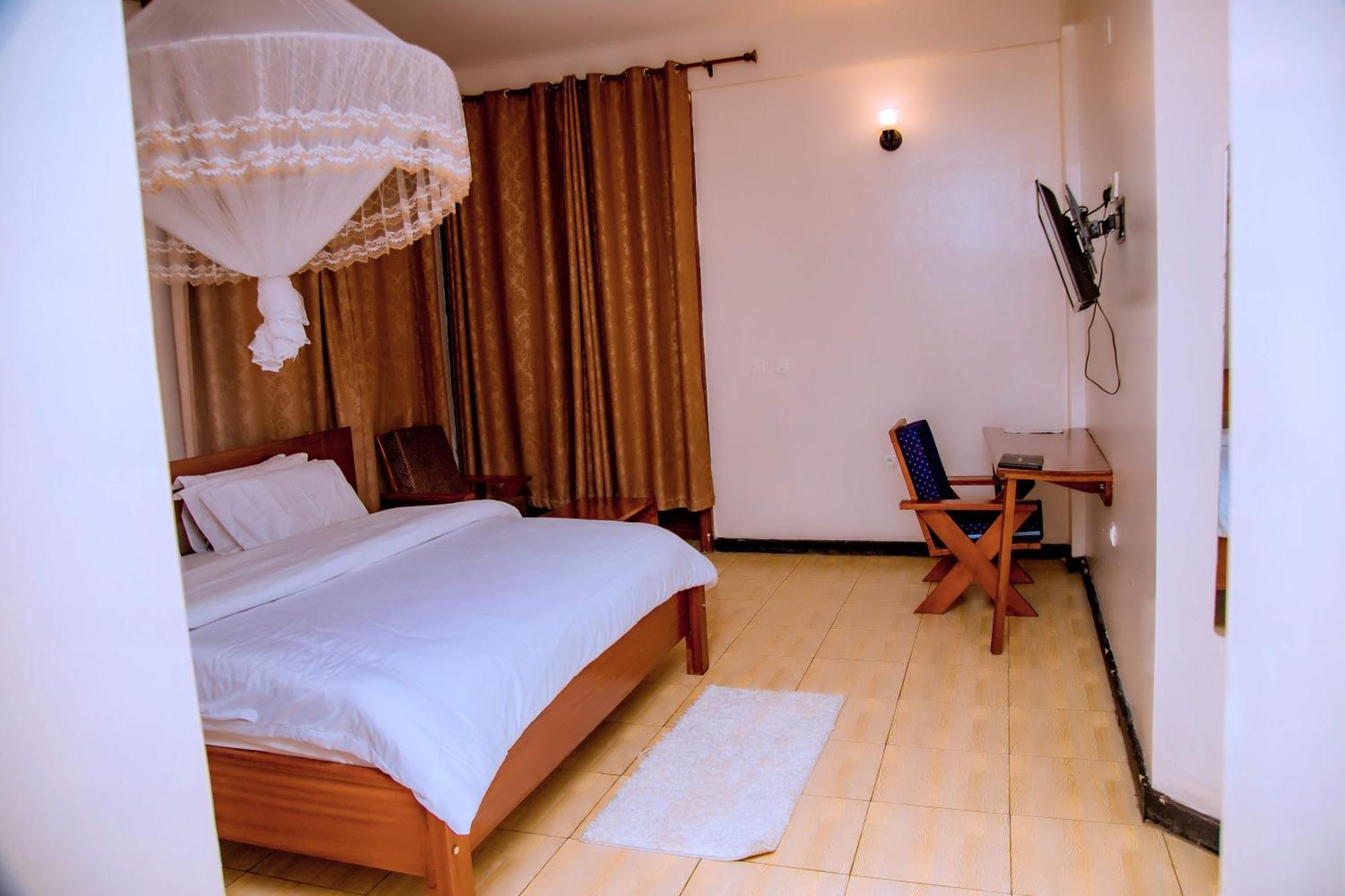 Kivu Hilltop View Resort Gisenyi Buitenkant foto